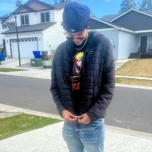 Meet your Posher, Aariq